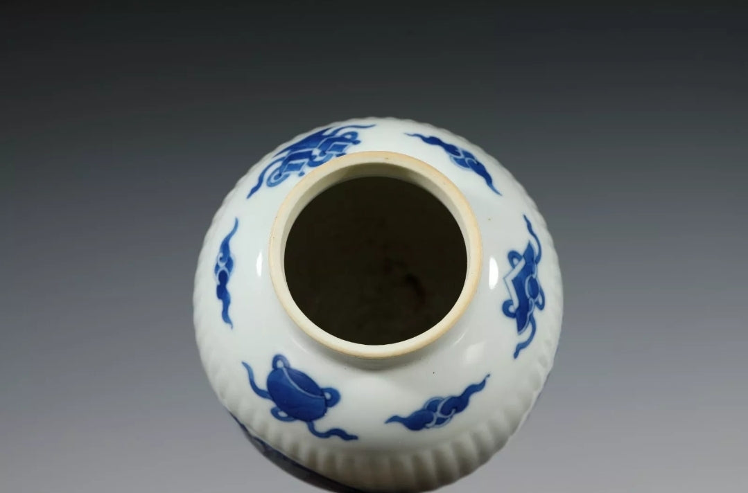 ANTIQUE Fine Rare Qing Dynasty Chinese Porcelain Blue and White Phoenix Pot