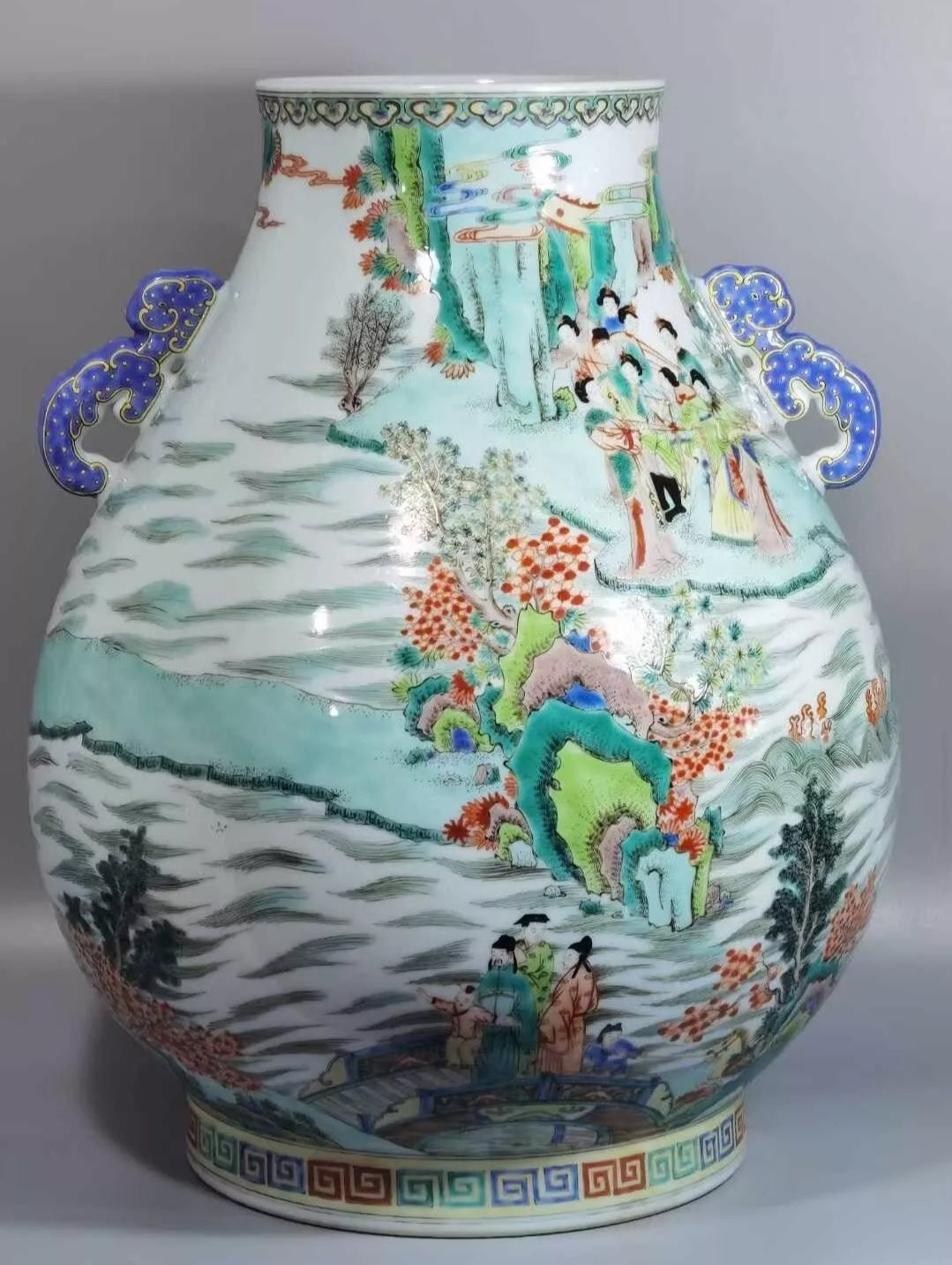 Fine Rare Qing Dynasty Chinese Porcelain Five Colors Characters Duo Handle Vase ANTIQUE