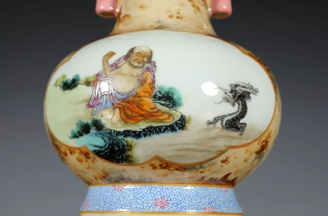 Fine Rare Qing Dynasty Chinese Porcelain Famille Rose Luohan Buddha Vase ANTIQUE